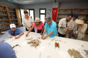 EFES SELÇUK AVRUPA’NIN VIP ZİYARETÇİLERİNİN ROTASINA DAHİL OLDU