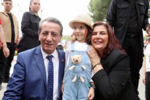 EFELER’İN MİNİKLERİ 23 NİSAN’I COŞKUYLA KUTLADI